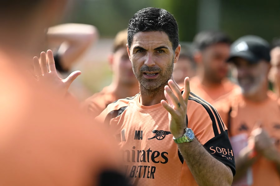 HLV Mikel Arteta thừa nhận khó khăn khi phải trao đổi tương lai với một vài cầu thủ. Ảnh: Arsenal FC.