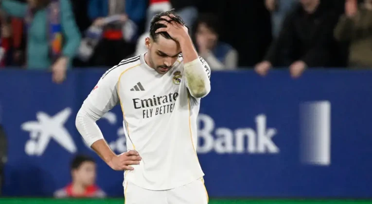 Raul Asencio không nằm trong kế hoạch của Real. Ảnh: Getty.