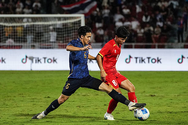 Việt Nam và Thái Lan chuẩn bị tái ngộ ở chung kết ASEAN Cup. Ảnh: Getty Images.