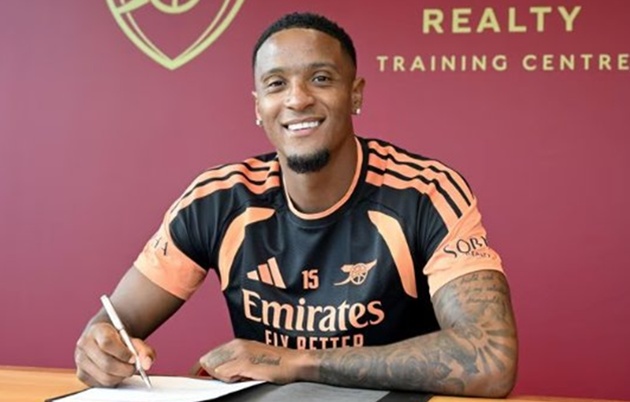 Ảnh bài viết Arsenal sở hữu hậu vệ chuyền bóng chính xác nhất Ngoại hạng Anh