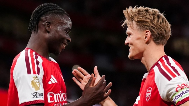Ảnh bài viết Arteta ấn tượng với tân binh Tzolis và hàng công Arsenal