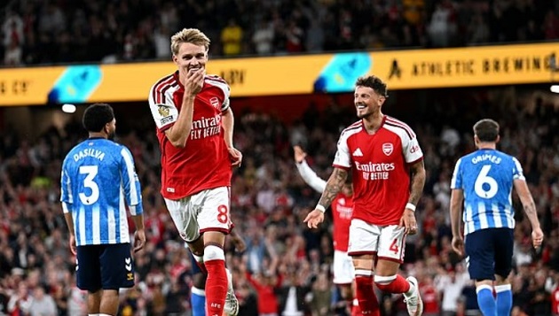 Ảnh bài viết Arsenal đập tan nghi ngờ bằng bản lĩnh nhà vô địch
