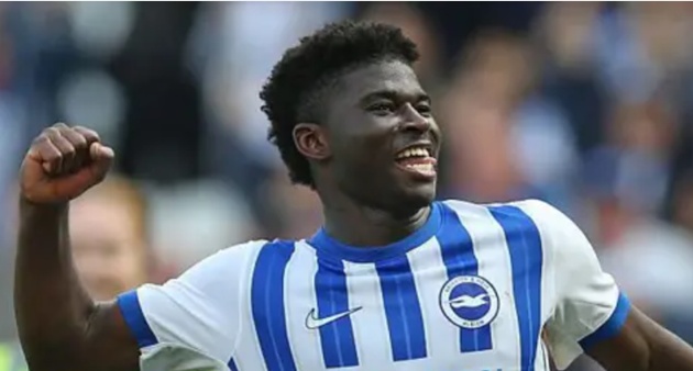MU chi số tiền rẻ hơn so với mức Brighton hét giá vào hè 2025. (Ảnh: Getty Images)