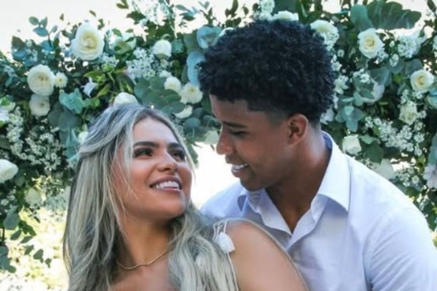 Andrey Santos và vợ Yngryd Freire . Ảnh: Daily Star