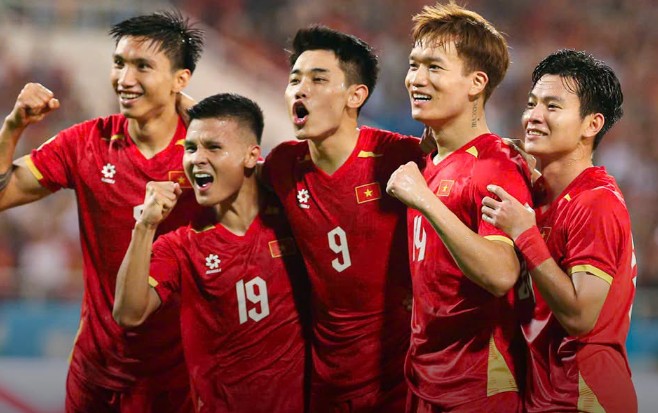 Tuyển Việt Nam đang được đánh giá cao hơn so với Thái Lan. Ảnh: VFF.