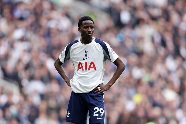 Pape Matar Sarr c&oacute; thể rời Tottenham Hotspur trong thời gian tới. Ảnh: Getty Images