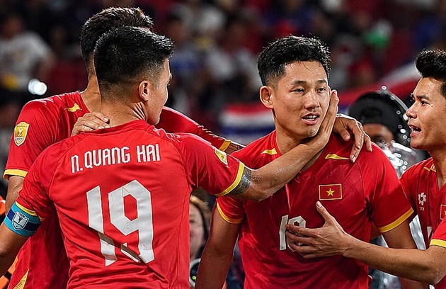 C&aacute;c cầu thủ Việt Nam ăn mừng b&agrave;n thắng trước người Th&aacute;i. (Ảnh: ASEAN United)