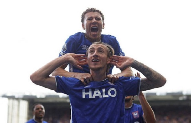 Tân binh Ipswich Town có 3 điểm ngay trận ra quân. Ảnh: Getty.