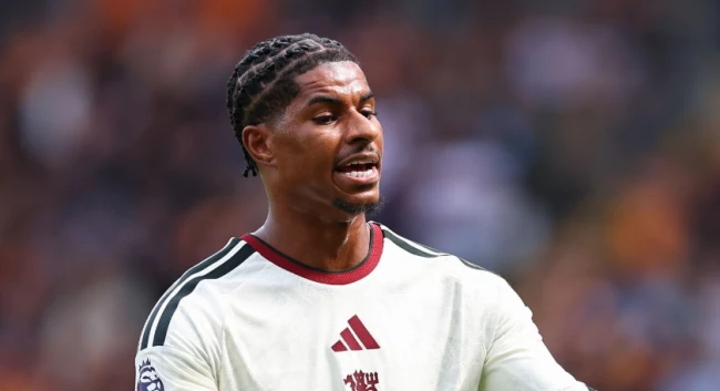 Rashford thi đấu tích cực trước Hull City. Ảnh: Getty.