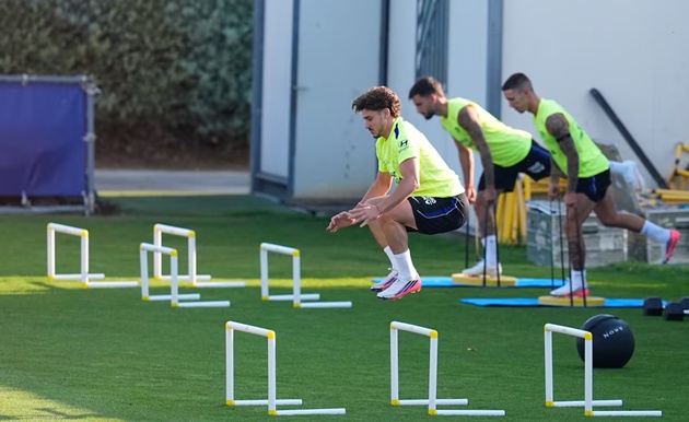 Ảnh bài viết Barcelona nhắm hàng loạt mục tiêu thay thế Julian Alvarez