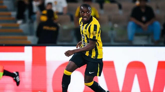 Ảnh bài viết Tương lai Moussa Diaby bất định bởi những cú "quay xe" liên tục của Al-Ittihad