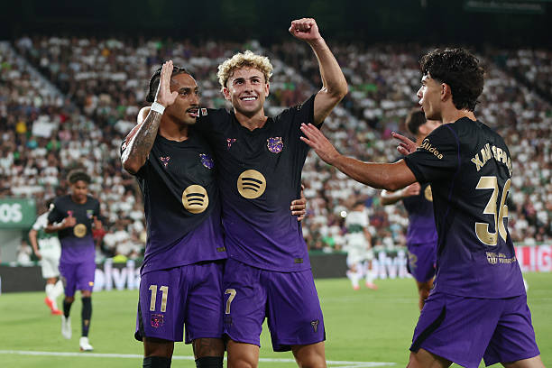 Ảnh bài viết Barca vùi dập Elche trong ngày Raphinha và Fermin lập cú đúp