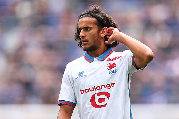 Ảnh bài viết Ayyoub Bouaddi chuẩn bị kiểm tra y tế tại Man City