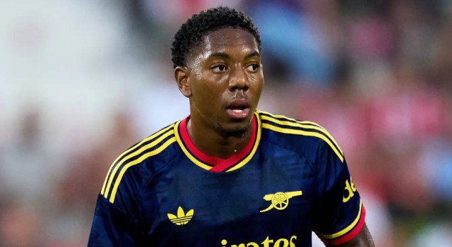 Man Utd quyết theo đuổi Lewis-Skelly. Ảnh: Getty.