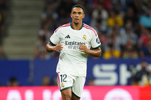 Ảnh bài viết Mourinho và thông điệp đanh thép gửi đến Alexander-Arnold