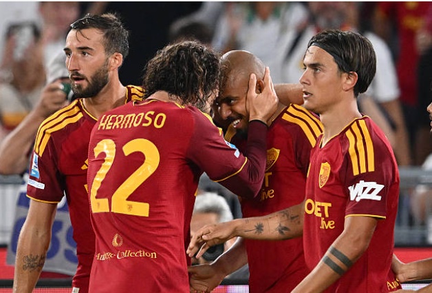 Roma thắng tưng bừng ngay trong v&ograve;ng đấu khai m&agrave;n. Ảnh: Getty.