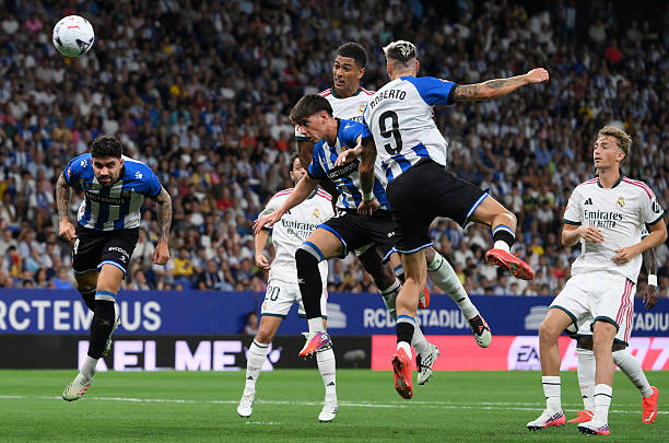 Tuyến giữa của Real Madrid thi đấu bế tắc trước Espanyol. Ảnh: Getty Images.