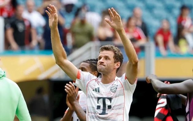 Ảnh bài viết Thomas Muller cùng cựu dàn sao Bayern mua lại CLB Bồ Đào Nha