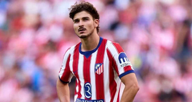 Ảnh bài viết Barcelona hay Arsenal sẽ giải cứu Julian Alvarez khỏi Atletico Madrid?