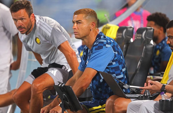 Ảnh bài viết Cristiano Ronaldo phản ứng gắt khi bị thay ra