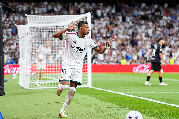 Mbappe thăng hoa trong chiến thắng của Madrid.