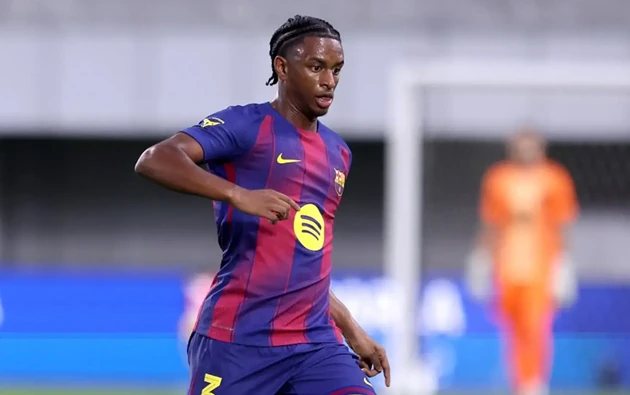 Romano xác nhận Man Utd rút lui khỏi thương vụ Balde. Ảnh: Getty Images
