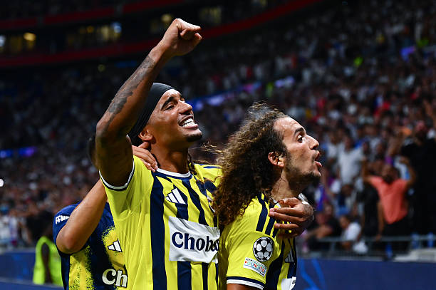 Ảnh bài viết VAR từ chối 2 bàn thắng, Lyon ôm hận trước Fenerbahce