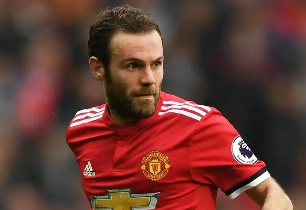 Ảnh bài viết HLV CAHN dập tắt tin đồn chiêu mộ Juan Mata