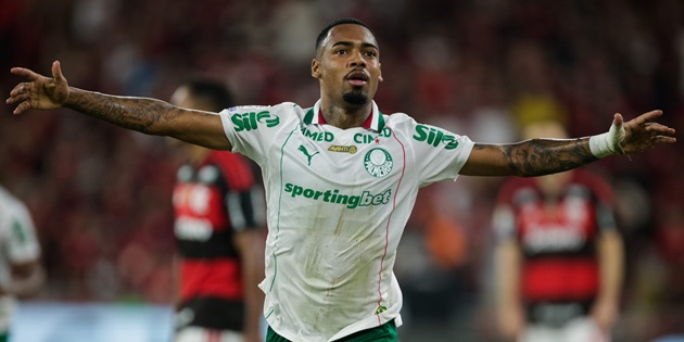 Ảnh bài viết Cỗ máy rê bóng Allan Elias trở thành tân binh hứa hẹn của Man City