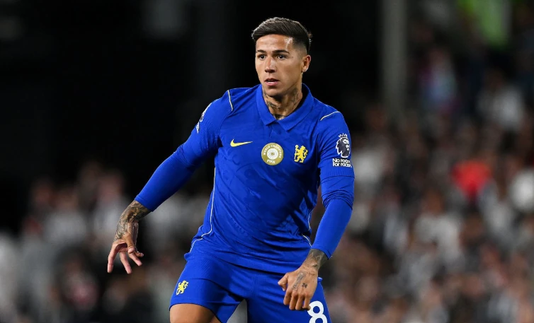 Ảnh bài viết Alonso lên tiếng khi Enzo Fernandez bị loại khỏi đội hình Chelsea