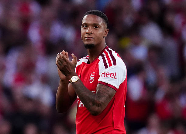 Ảnh bài viết Arteta xác nhận Konsa sẵn sàng đá trận ra mắt Arsenal