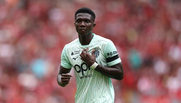 Ảnh bài viết Chelsea chi 60 triệu euro chiêu mộ Lamine Camara thay Enzo
