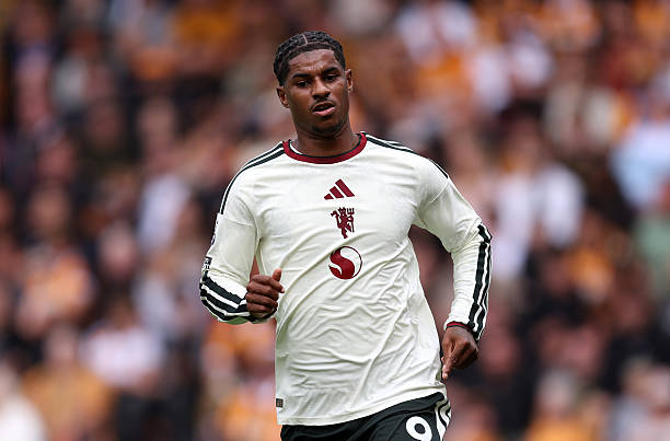 Rashford để lại nhiều dấu ấn trước Hull City. Ảnh: 