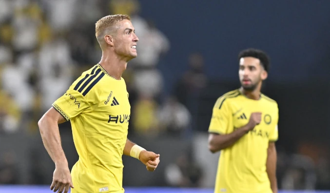 Ảnh bài viết Ronaldo chạm cột mốc 978 bàn thắng, Al Nassr chiếm ngôi đầu BXH Saudi Pro League