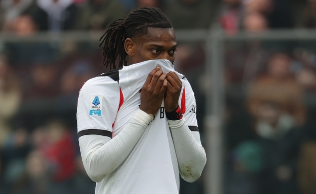 Ảnh bài viết Rafael Leao gửi thông điệp chia tay Milan, chuyển sang Galatasaray
