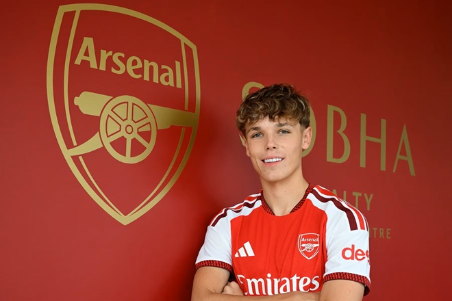 Ảnh bài viết Arsenal hoàn tất vụ Igor Tyjon, công bố số áo đấu