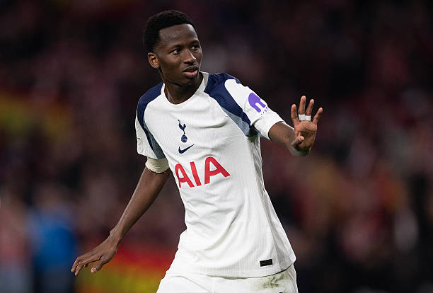 Ảnh bài viết Juventus đạt thỏa thuận cá nhân với Pape Matar Sarr