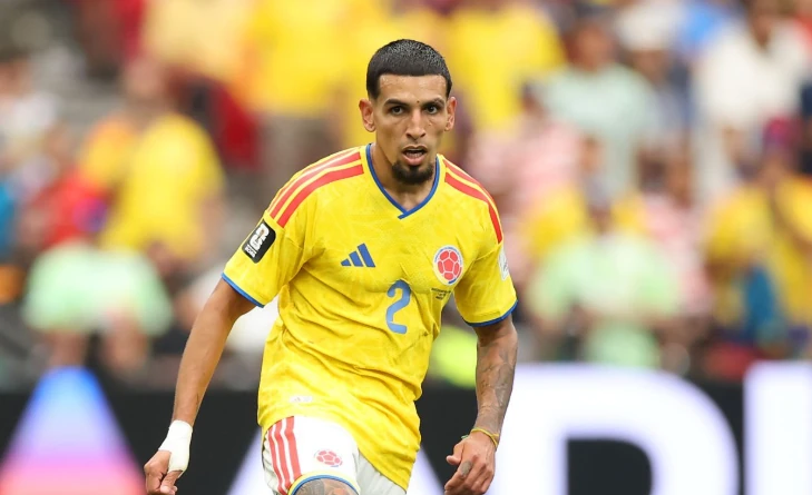 Daniel Munoz sắp cập bến Nottingham. Ảnh: Alex Grimm/Getty Images.