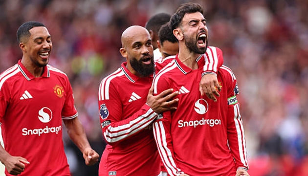 Ảnh bài viết Bruno góp dấu giày 4/5 bàn thắng, MU đại thắng Ipswich Town 5-2