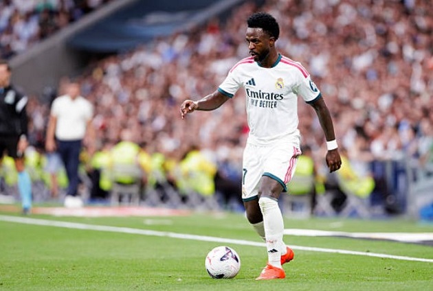 Vinicius Junior (7.9): Thi đấu nguy hiểm khi có khoảng trống, đưa ra các quyết định xử lý bóng hợp lý và khép lại trận đấu bằng pha kiến tạo cho Arda Güler.

Mbappe (7.9): Khiến hàng thủ Malaga khổ sở nhờ tốc độ và khả năng rê bóng. Anh hiện thực hóa màn trình diễn ấn tượng bằng bàn thắng nâng tỷ số lên 3-0.* Nguồn ảnh: Getty Images.