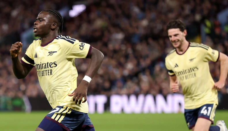 Saka ghi bàn cho Arsenal. Ảnh: Naomi Baker/Getty Images.