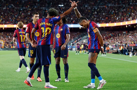 Ảnh bài viết Chấm điểm Barcelona: Sàn diễn của song tấu Yamal - Raphinha