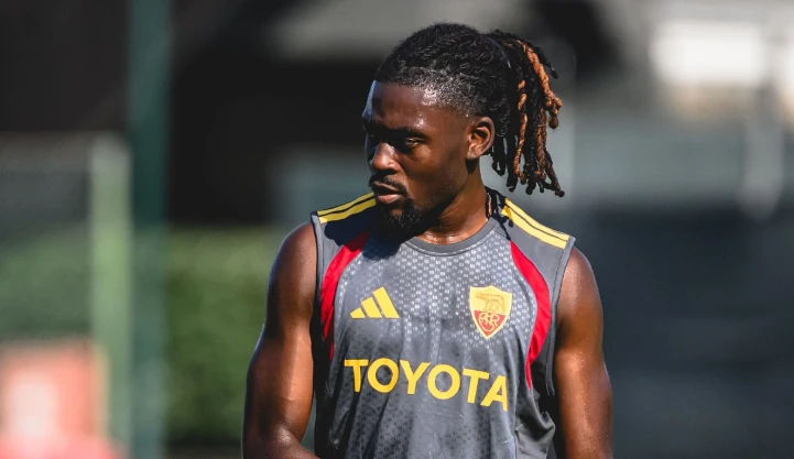Manu Kone trong màu áo Roma. Ảnh: Fabio Rossi/AS Roma via Getty Images.