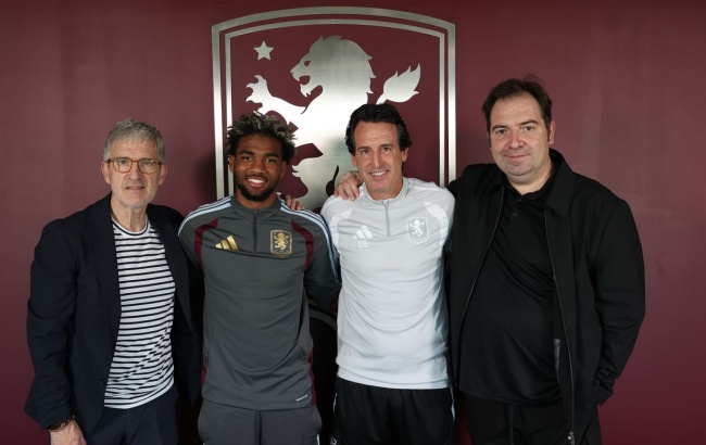 Ibrahim Mbaye cập bến Aston Villa. Ảnh: Trang chủ CLB Aston Villa.