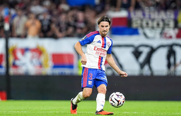 Tagliafico đang nằm trong tầm ngắm của Atletico Madrid. Ảnh: Daniel Derajinski/Icon Sport via Getty Images.