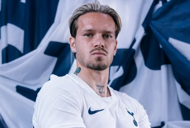 Tottenham chi&ecirc;u mộ th&agrave;nh c&ocirc;ng Mudryk. Ảnh: Trang chủ Tottenham.