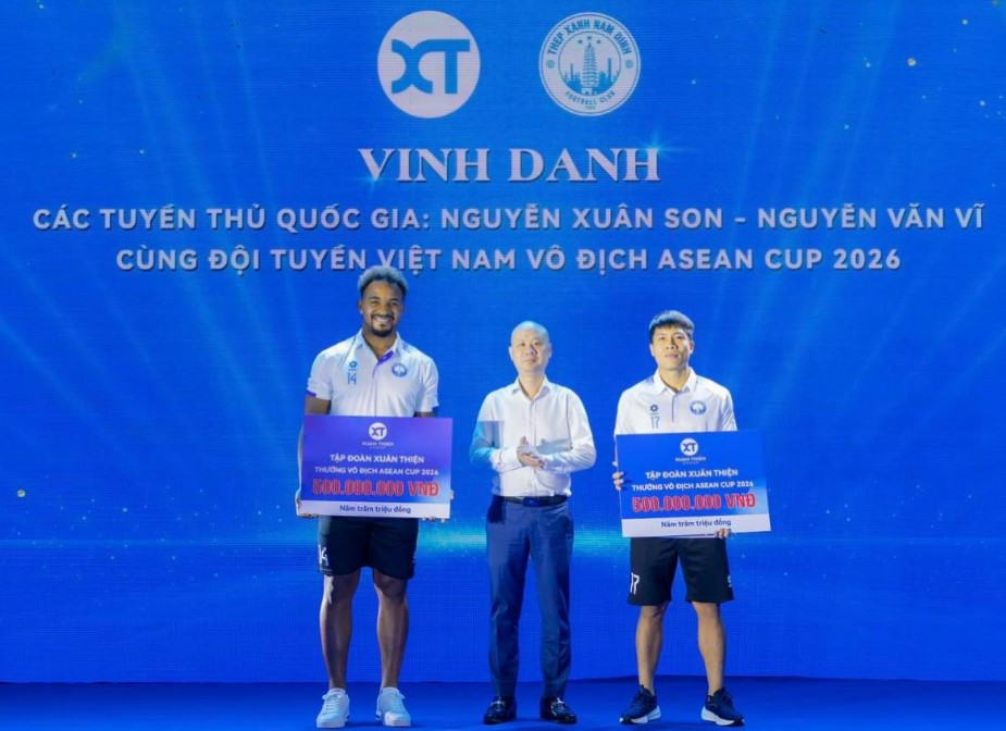 Ảnh bài viết Vua phá lưới Xuân Son và Văn Vĩ được thưởng nội bộ 1 tỷ đồng