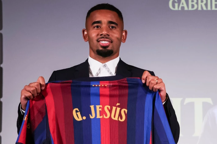 Ảnh bài viết Gabriel Jesus và canh bạc giải mã hàng công Barcelona