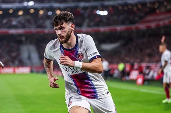 Ảnh bài viết PSG đàm phán gia hạn với Khvicha Kvaratskhelia