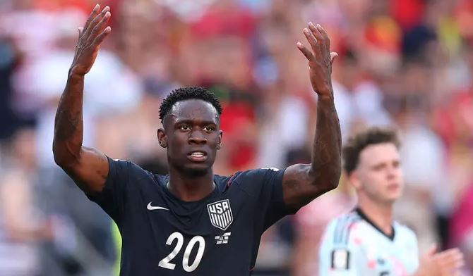 Ảnh bài viết Cơn say World Cup và thực tế phũ phàng của Balogun